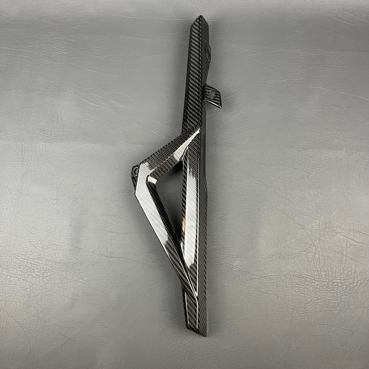 Aprilia RSV4 TUONO V4 Carbon Fiber Chain Guard – view 4