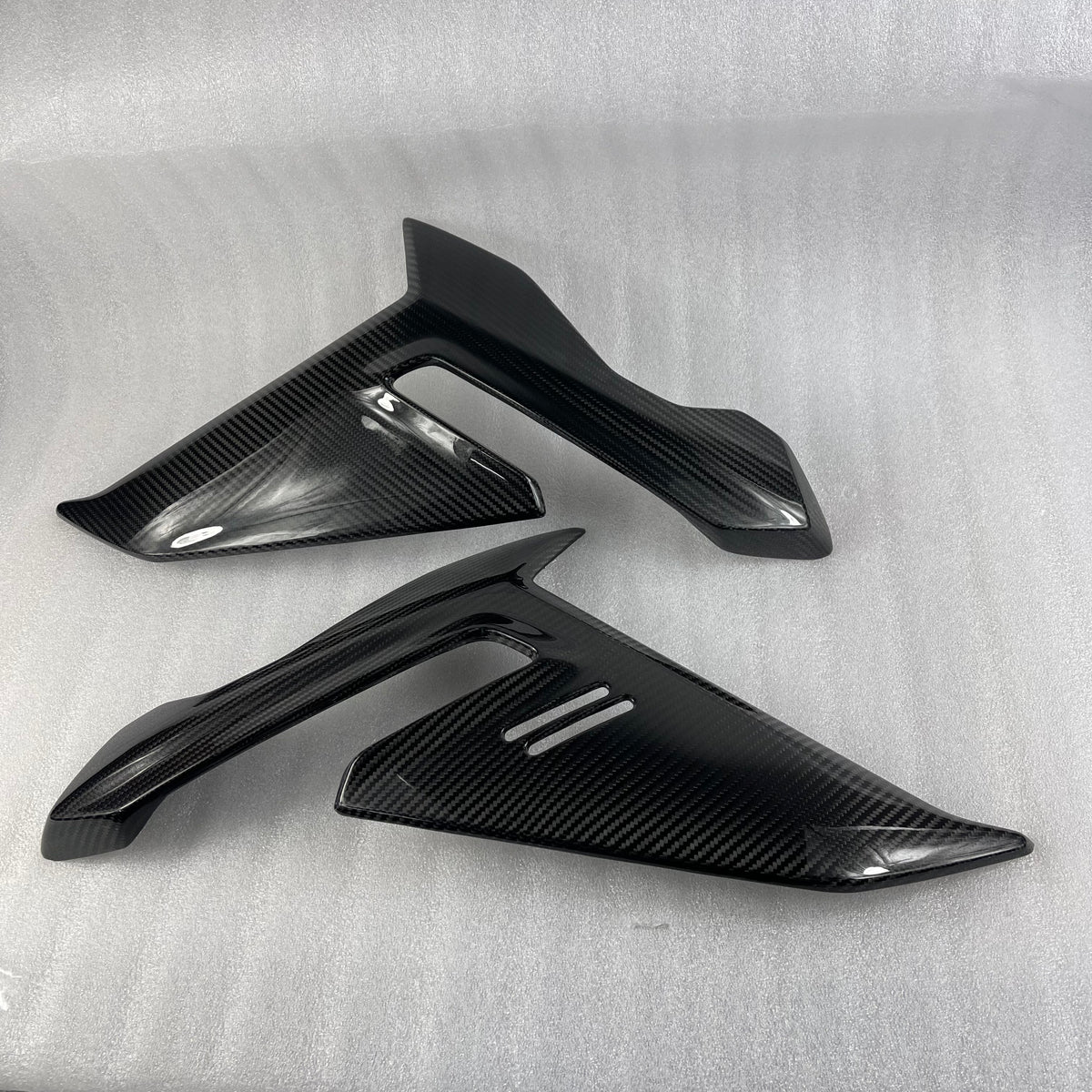 BMW S1000R Carbon Fiber Side Fairings Panels