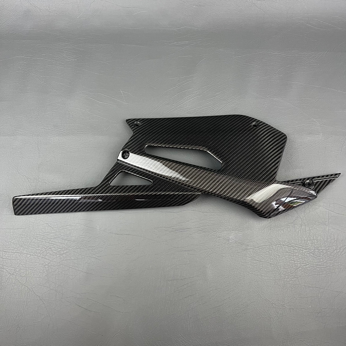 Aprilia RS660 Carbon Fiber Rear Mudguard Chain Guard Cover Protector – view 3