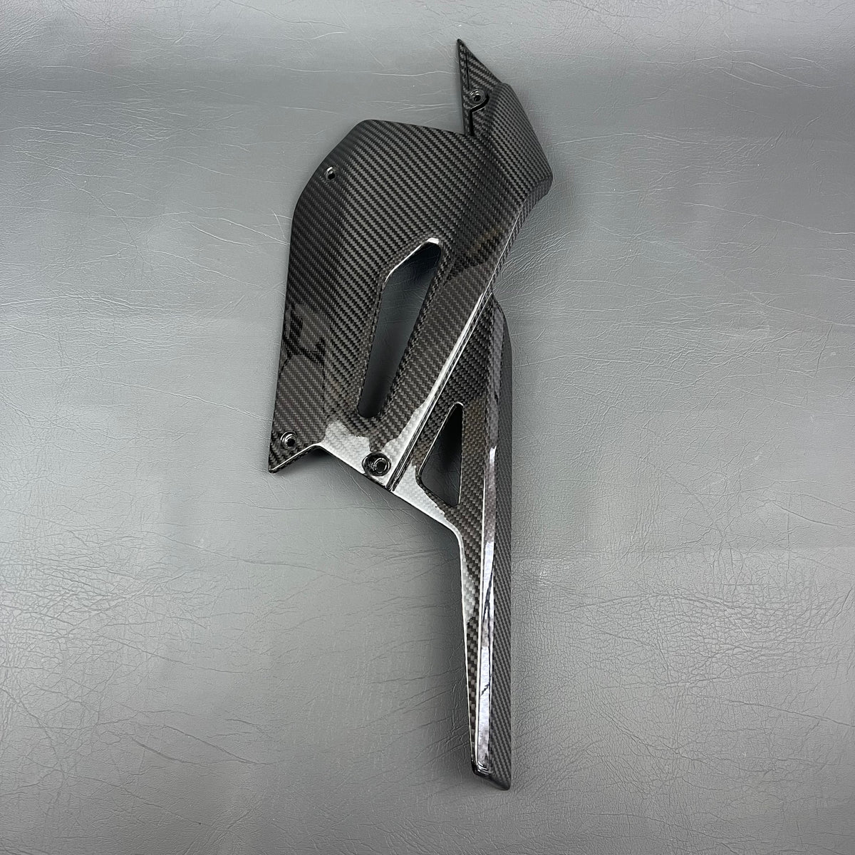 Aprilia RS660 Carbon Fiber Rear Mudguard Chain Guard Cover Protector – view 2