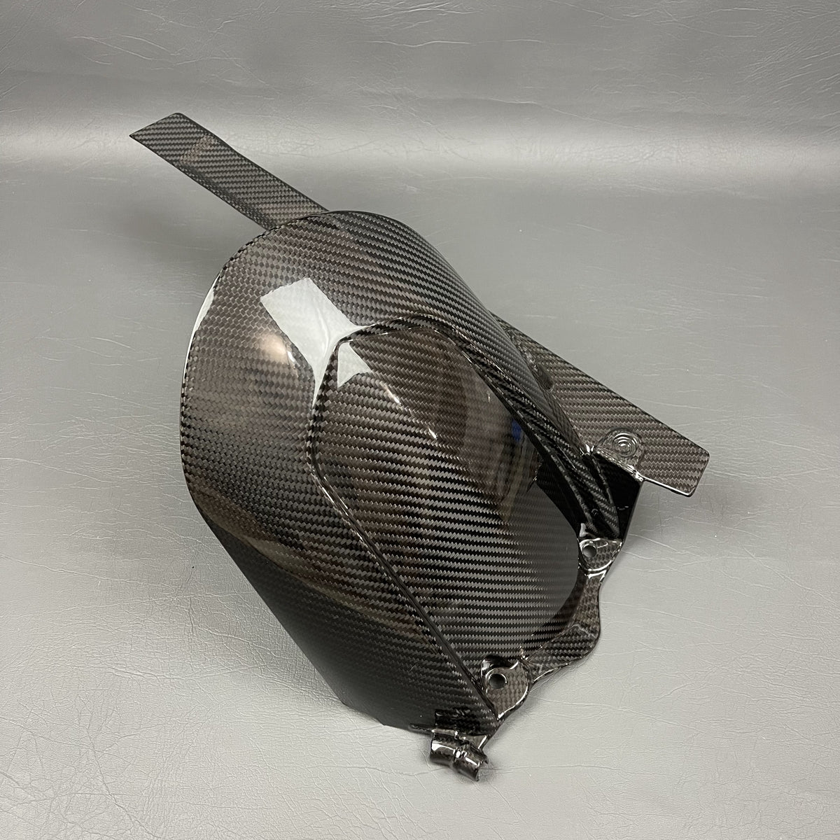 Aprilia RSV4 TUONO V4 Carbon Fiber Rear Mudguard With Chain Guard – view 2
