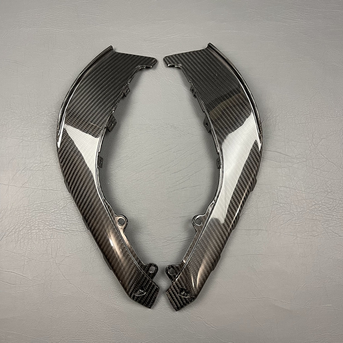 Aprilia RSV4 TUONO V4 Carbon Fiber Water Radiator Frame Covers