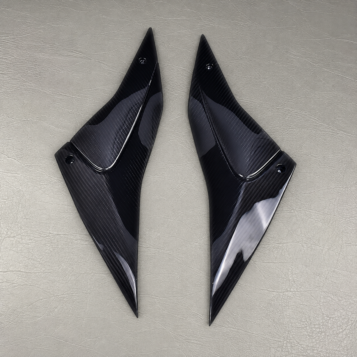Aprilia RSV4 Tuono V4 Carbon Fiber Tank Side Panels