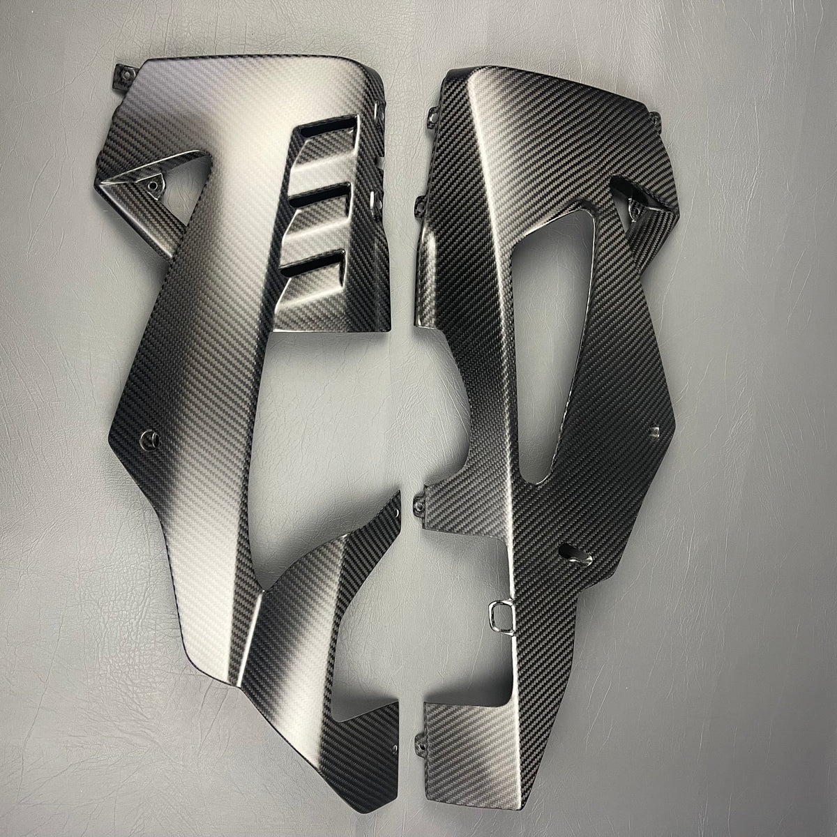 Aprilia RSV4 RR/RF 2015-2020 Carbon Fiber Belly Pan