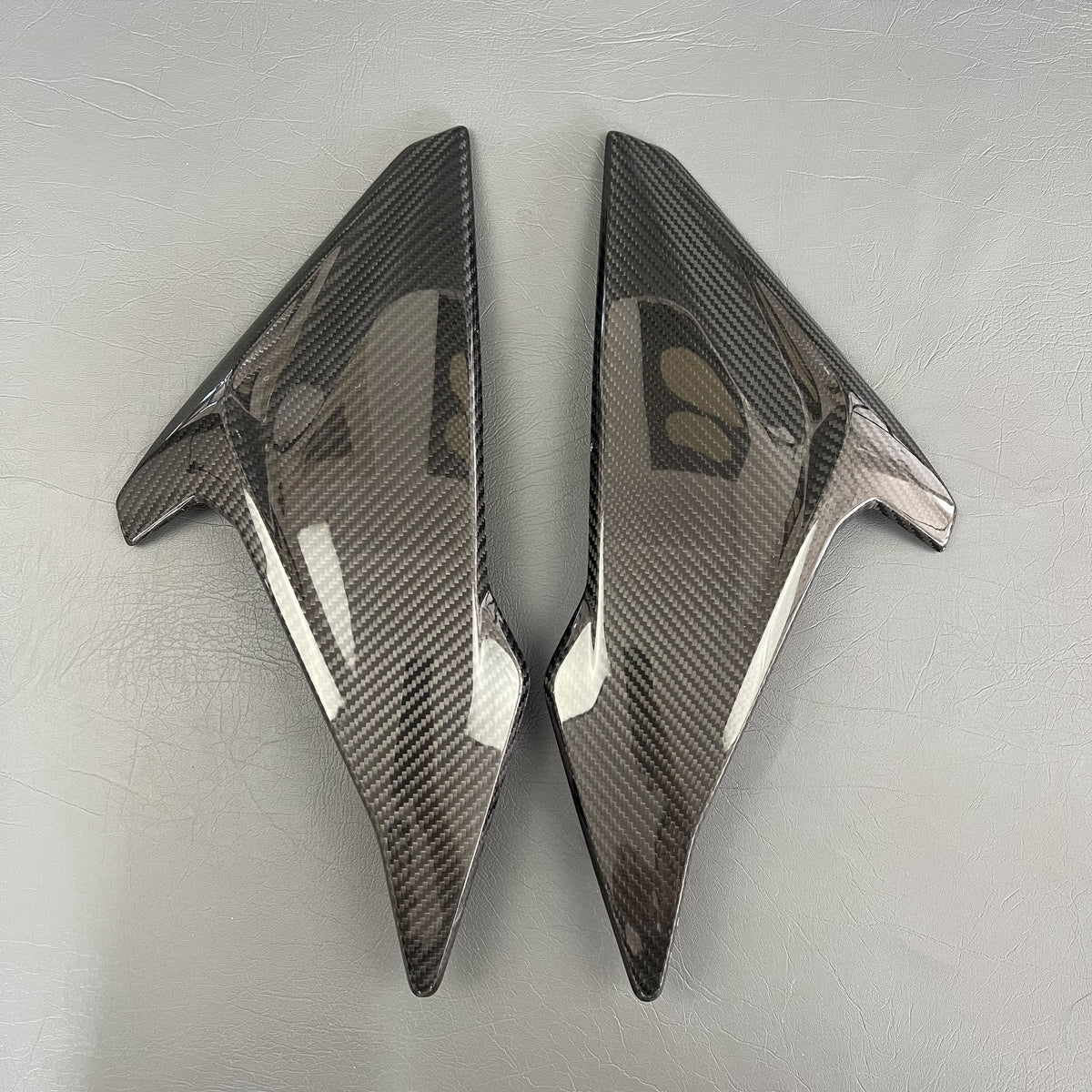 BMW S1000R Carbon Fiber Upper Side Fairing