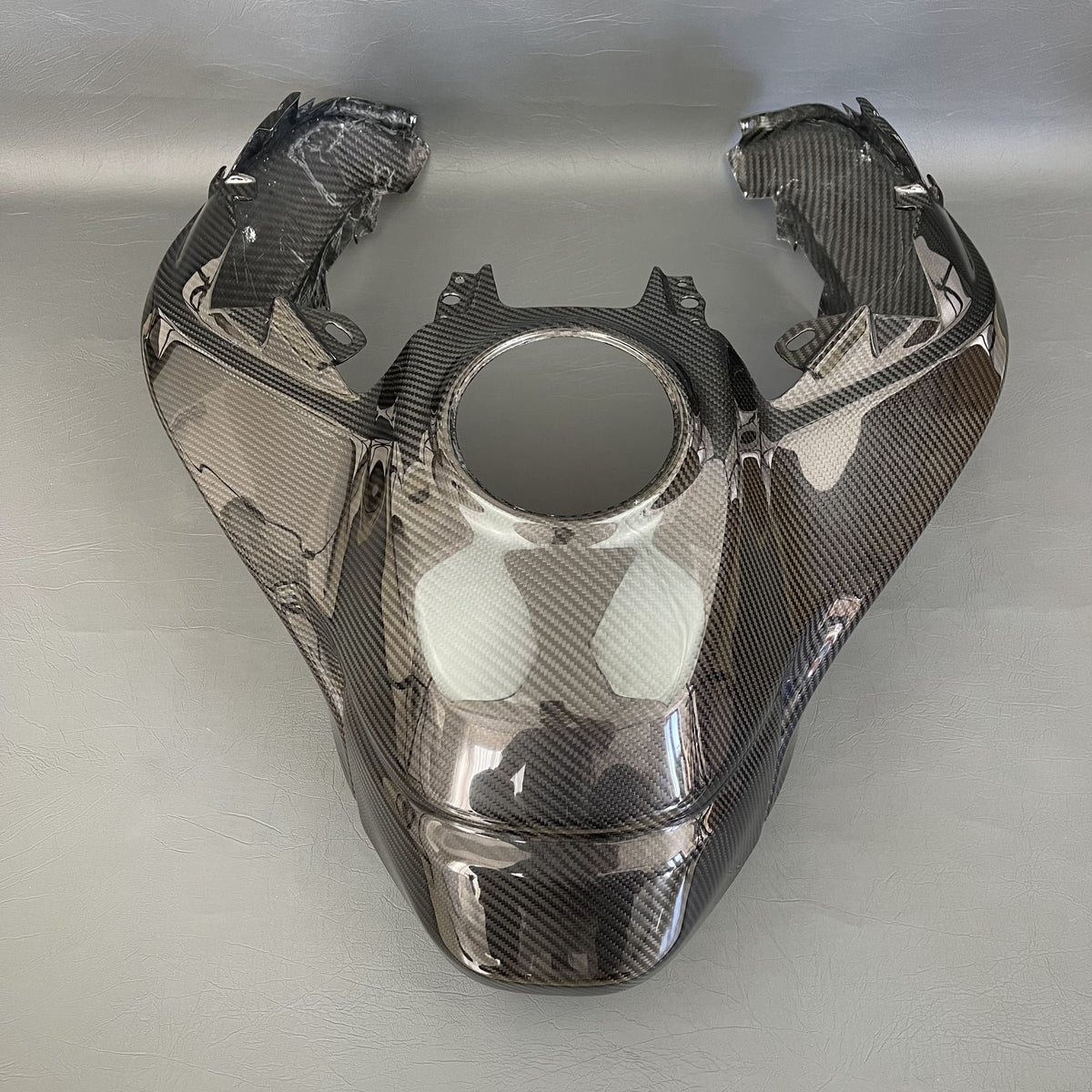 Ducati Multistrada 950/1260/1200 Carbon Fiber Upper Tank Cover – view 4