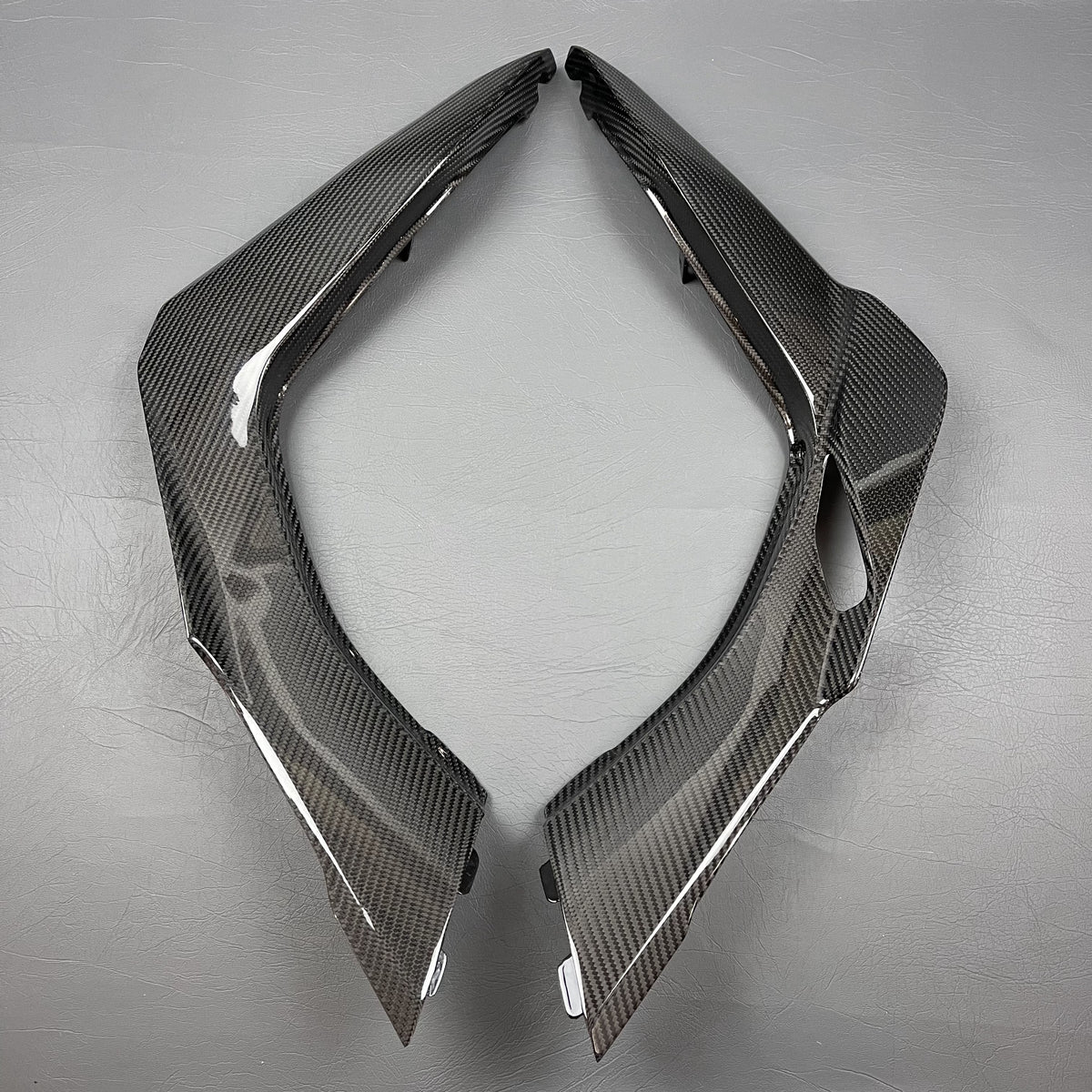Ducati Multistrada 950/1260/1200 Carbon Fiber Tank Side Panel Fairing