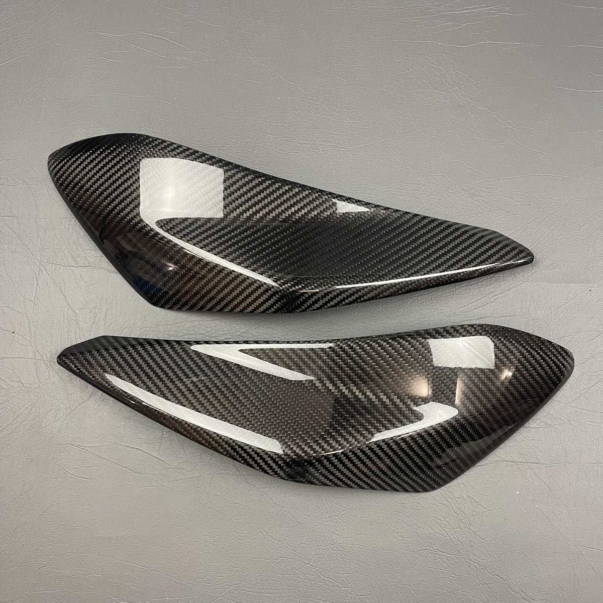 Ducati Hypermotard 950 Carbon Fiber Rear Side Fairings (No Handle Version) – view 2