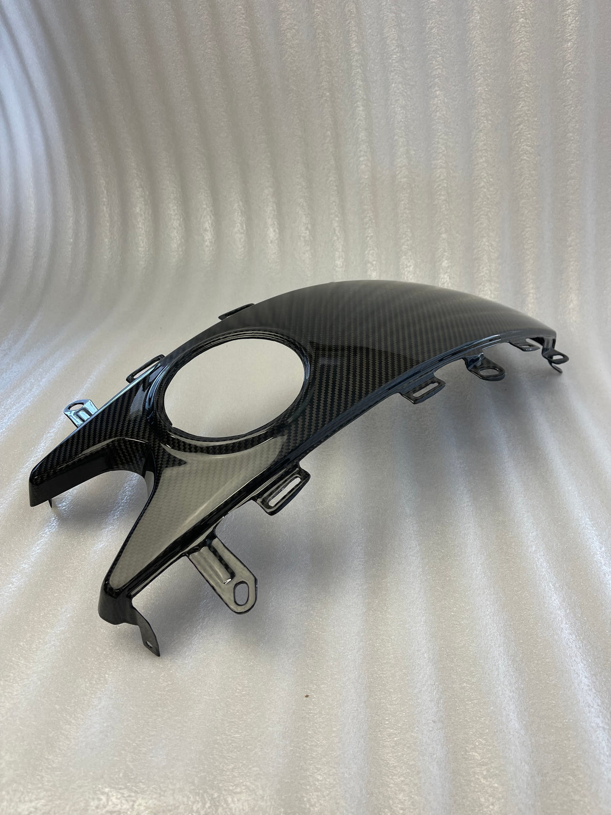Ducati Diavel 1260 Carbon Fiber Mid Tank Cover – view 2