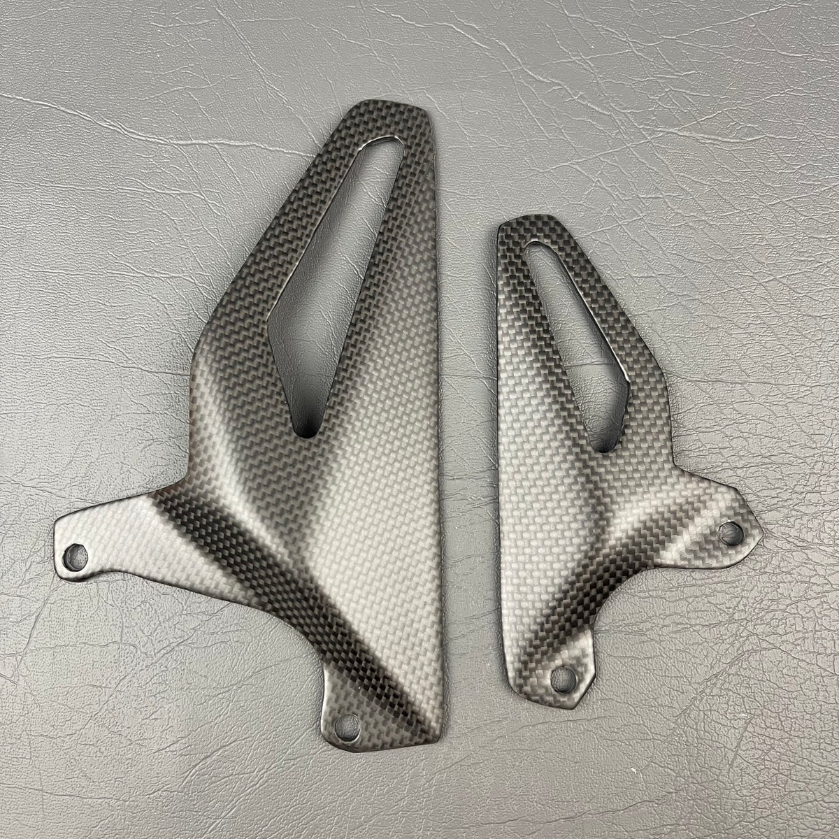 Ducati Panigale/Streetfighter V4 Carbon Fiber Fiber Heel Guards – view 2