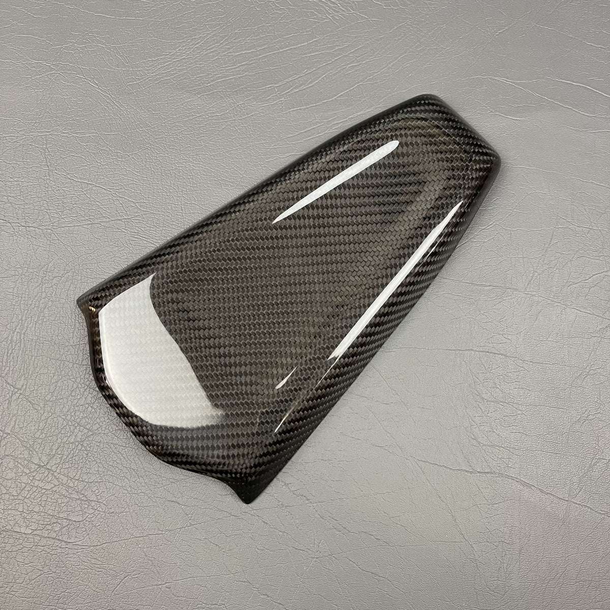 Ducati Panigale/Streetfighter V4 Carbon Fiber Subframe Cover Under – view 2