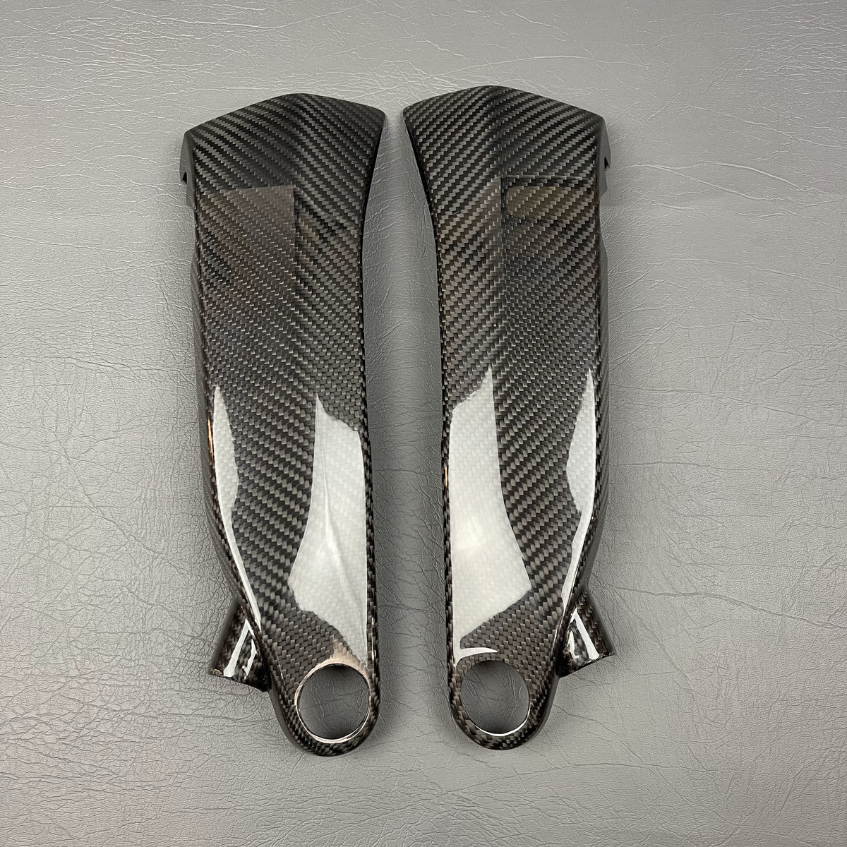 Ducati Panigale/Streetfighter V4 Carbon Fiber Under Tank Frame Cover