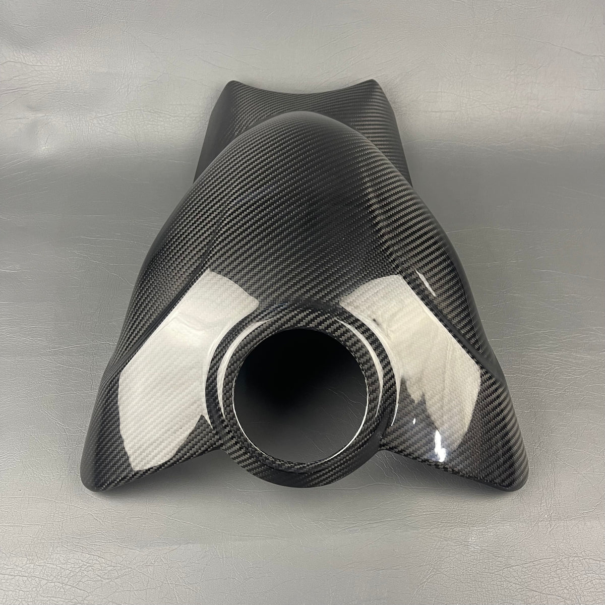 Ducati Panigale/Steetfighter V4 V4S V4R Carbon Fiber Tank Cover – view 7