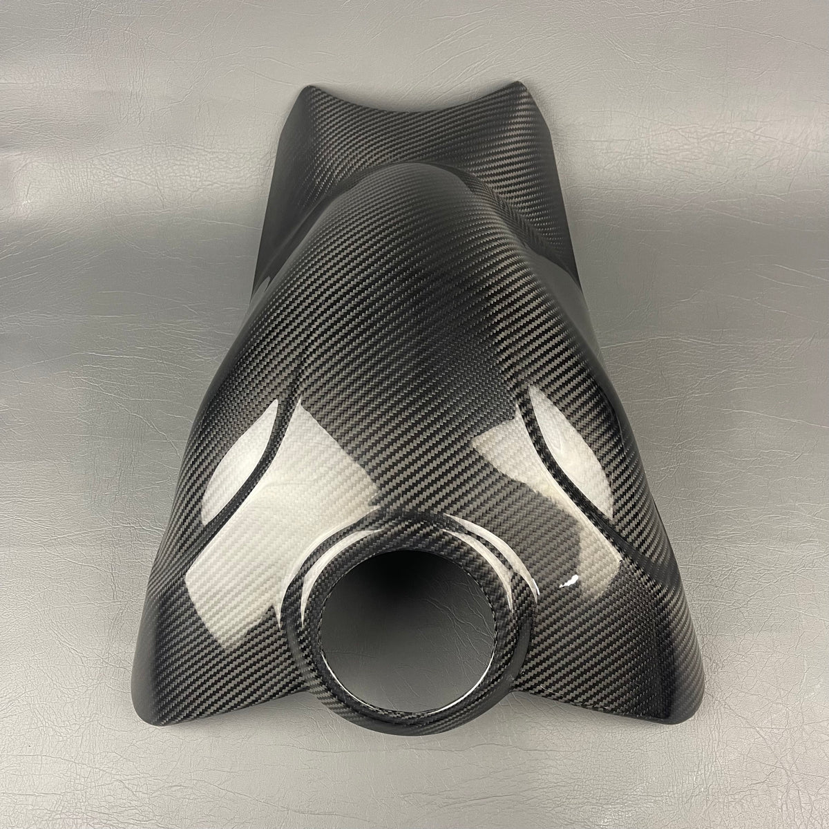 Ducati Panigale/Steetfighter V4 V4S V4R Carbon Fiber Tank Cover – view 4