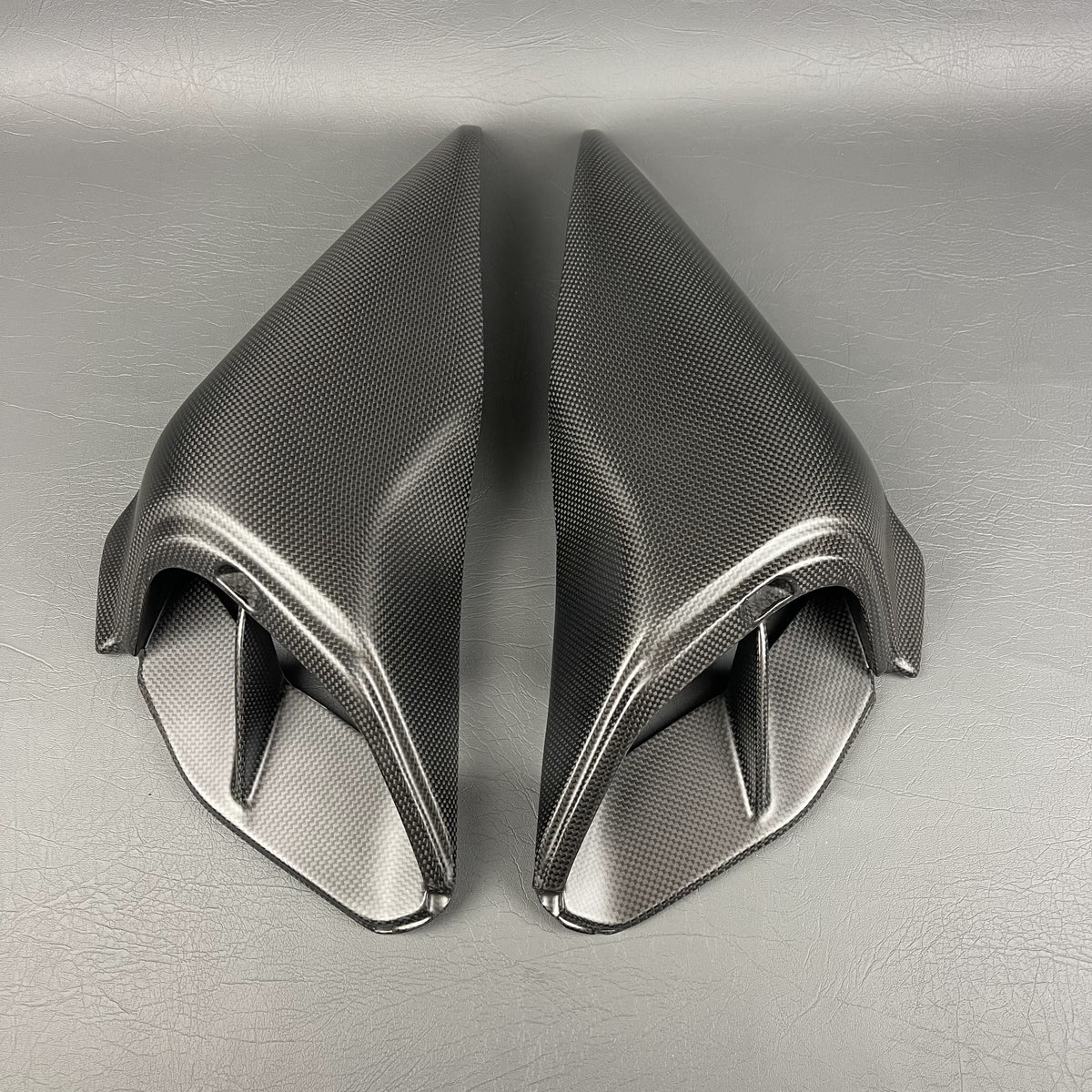 Ducati Diavel V4 Carbon Fiber Air Tube Covers
