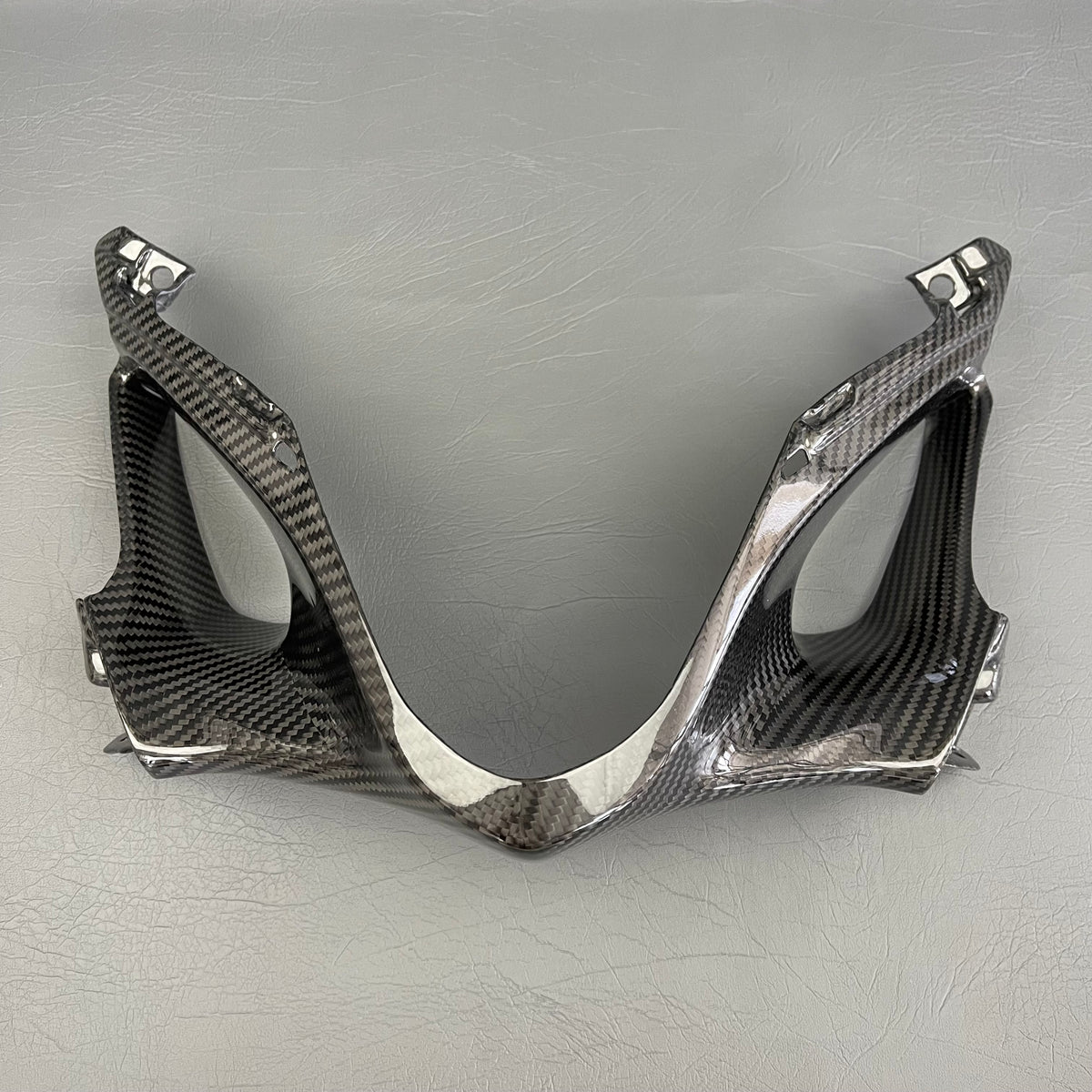 SUZUKI GSX1300R HAYABUSA 2021+ Carbon Fiber Front Air Intake Fairing