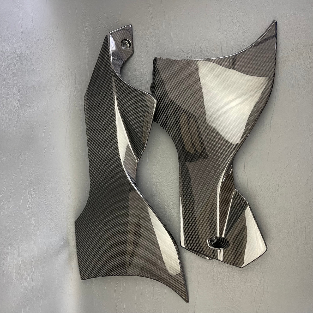 SUZUKI GSX1300R HAYABUSA 2021+ Carbon Fiber Lower Side Fairings – view 4