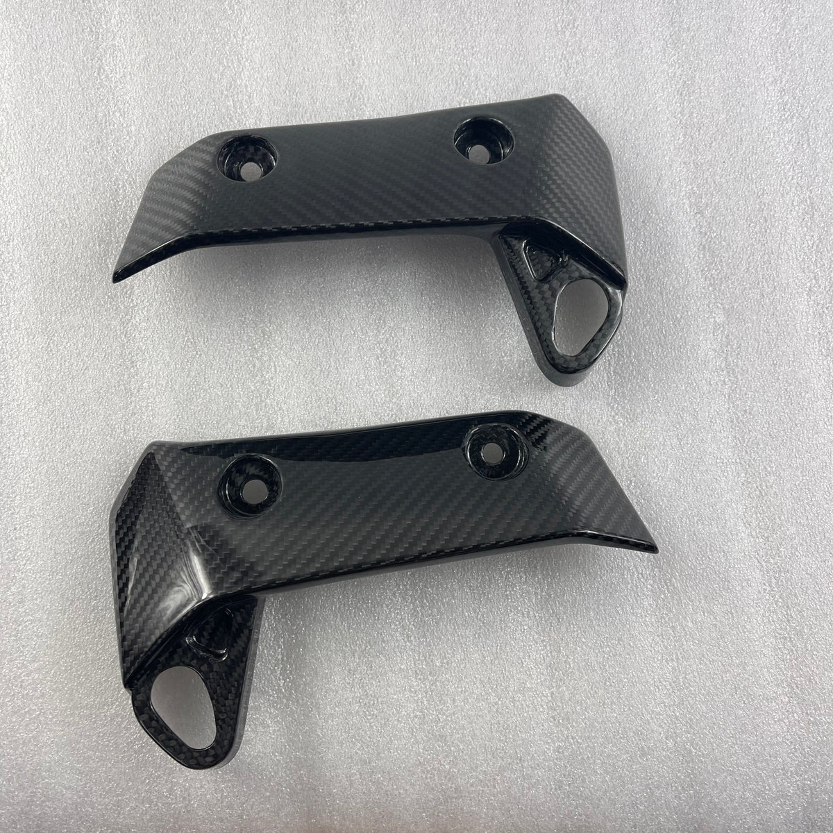 YAMAHA MT-07 Carbon Fiber Radiator Cover