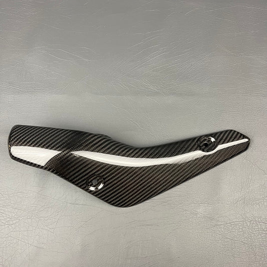 YAMAHA MT-10 Carbon Fiber Rear Exhaust Cover