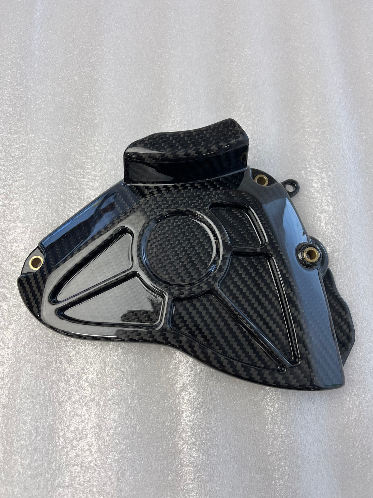 YAMAHA R1 MT-10 Carbon Fiber Sprocket Cover – view 2